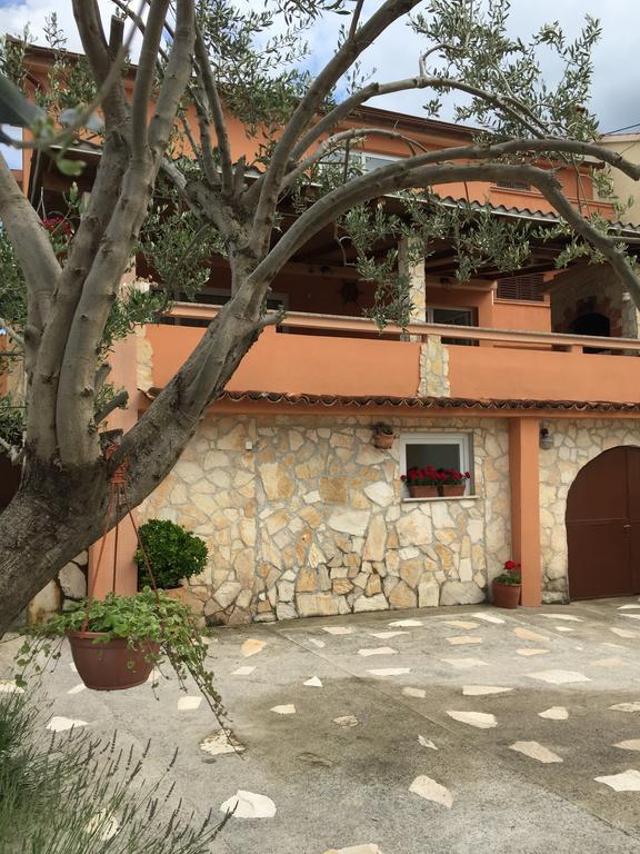 Guesthouse Tariba Supetarska Draga Exterior photo