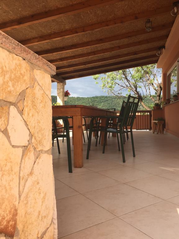 Guesthouse Tariba Supetarska Draga Exterior photo